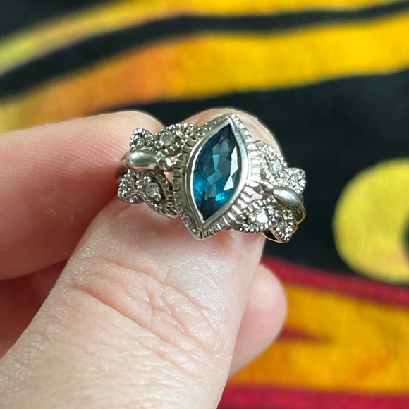 Vintage Jewelry - Vintage Cottagecore Butterfly London Blue Topaz Sterling Silver 925 Size 6 Ring
